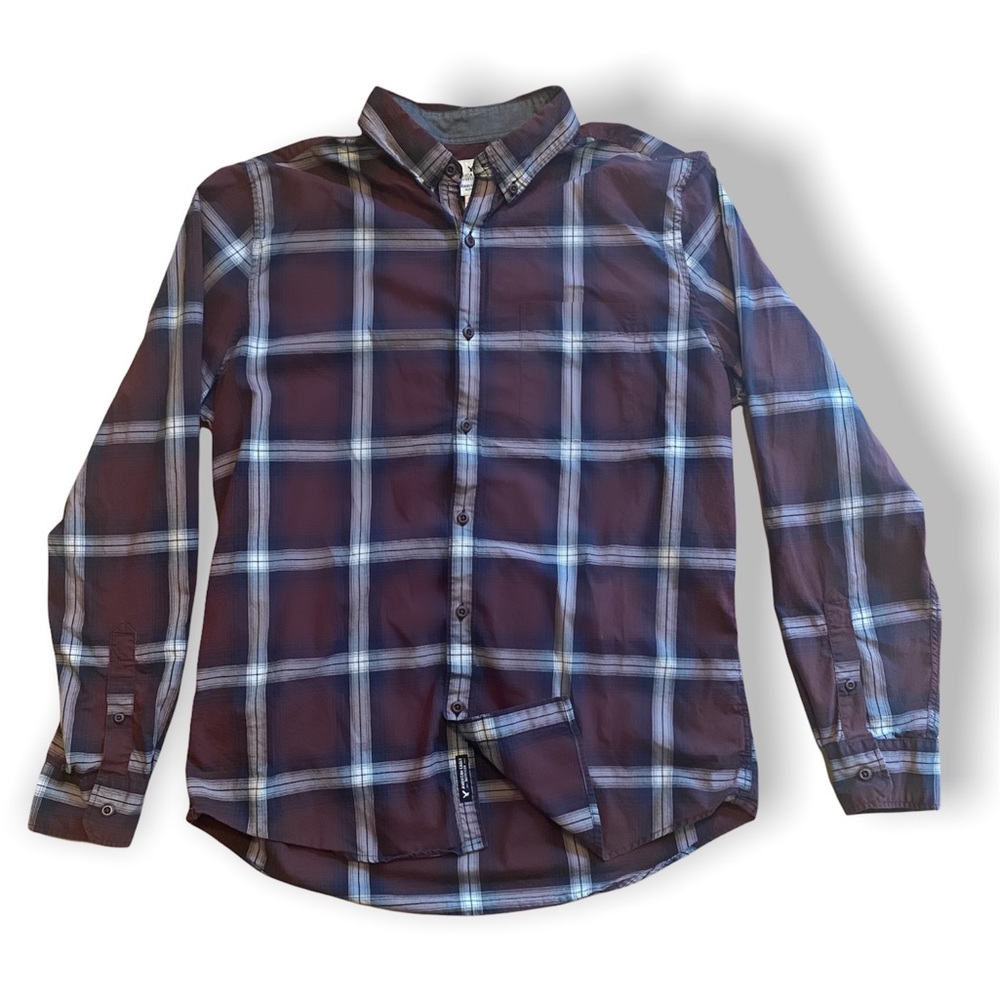 American Eagle plaid button down. Size large.